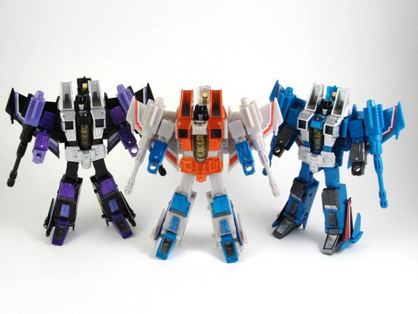 Transformers United Seeker Ace Set Out Of Box Image Botcon Henkei  (84 of 87)